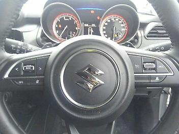 2017 Suzuki SWIFT