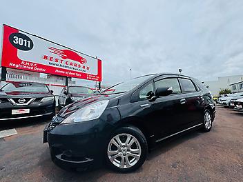 2013 Honda Fit SHUTTLE HYBRID SELECTION | HALF LEATHER