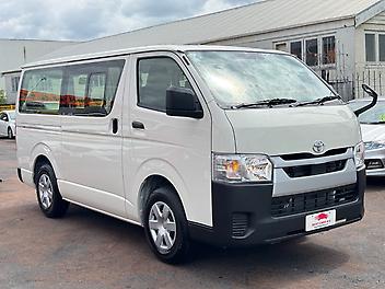 2024 Toyota Hiace ALMOST BRANDNEW 15KM  2L PETROL 