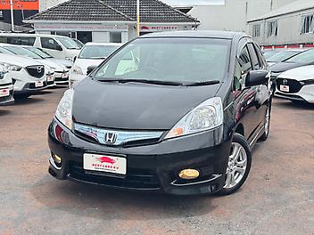 2013 Honda Fit SHUTTLE HYBRID SELECTION | HALF LEATHER