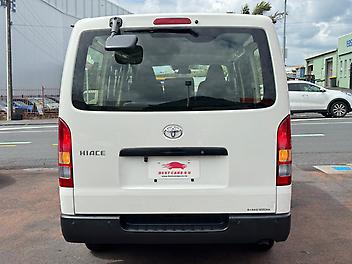 2024 Toyota Hiace ALMOST BRANDNEW 15KM  2L PETROL 