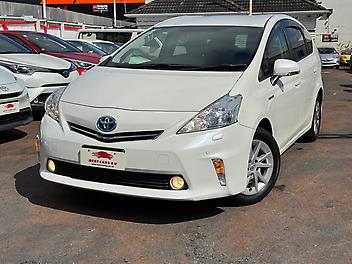 2012 Toyota Prius ALPHA 07 SEATER HYBRID