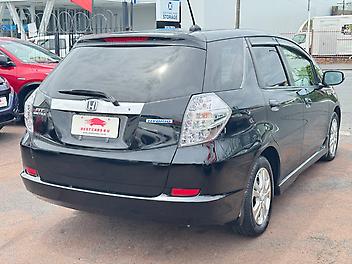 2013 Honda Fit SHUTTLE HYBRID SELECTION | HALF LEATHER