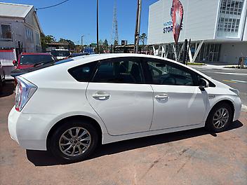 2012 Toyota Prius S