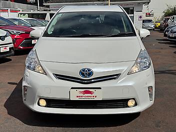 2012 Toyota Prius ALPHA 07 SEATER HYBRID