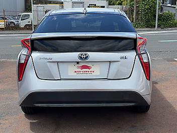 2017 Toyota Prius 4TH GENERATION HYBRID | PRE OWNED