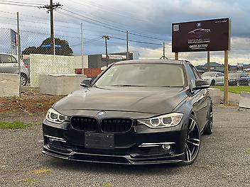 2012 Bmw 320i Luxury