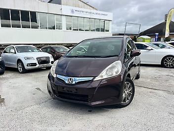 2012 Honda Fit Hybrid SHE'S