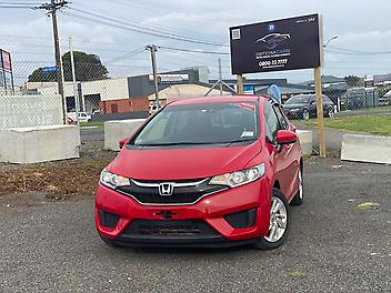 2016 Honda Fit HV L PACKAGE