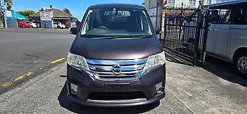 2013 Nissan Serena