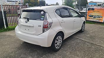 2013 Toyota Aqua