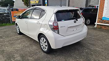 2013 Toyota Aqua