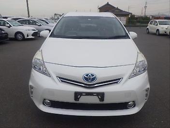 2013 Toyota Prius ALPHA