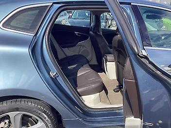 2015 Volvo V40