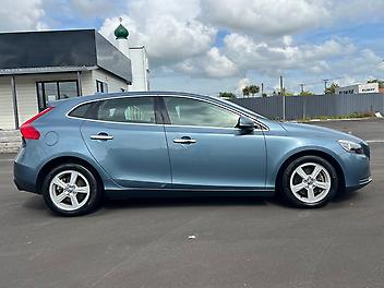 2014 Volvo V40 T4