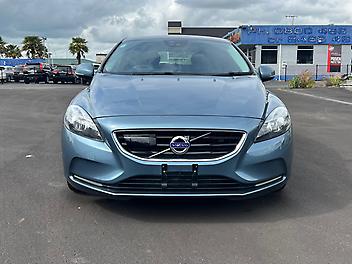 2014 Volvo V40 T4