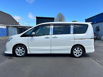 2012 Nissan Serena