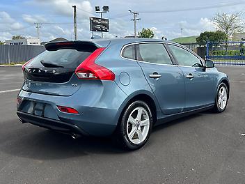 2014 Volvo V40 T4