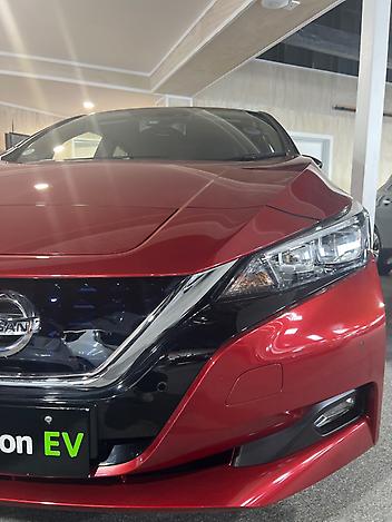 2018 Nissan Leaf - 40 KWH