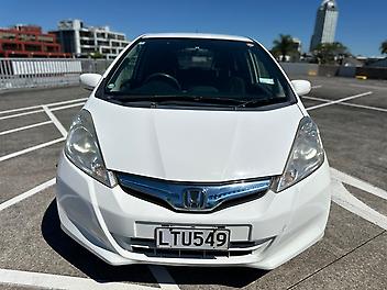 2013 Honda Fit HYBRID