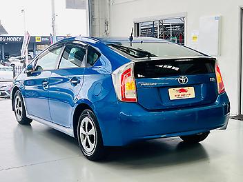 2013 Toyota Prius LIMITED MY CORDINATION | LEATHER TEAK INTERIOR