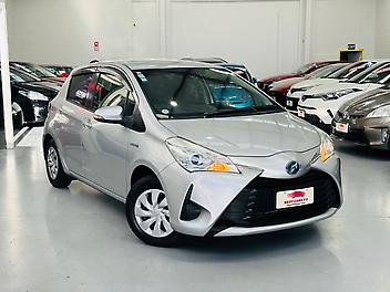 2018 Toyota VITZ HYBRID F GRADE | PUSH START WITH SMART KEY | DUAL MULTIFUNCTION