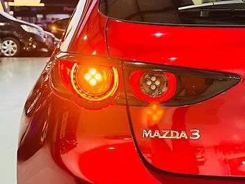 2019 Mazda 3 FASTBACK 20S BURGUNDY  LIMITED SELECTION | SUPER LOW KM