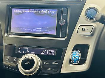 2013 Toyota Prius ALPHA G GRADE HYBRID | 07-SEATER | CRUISE CONTROL (PRE-OWNED)