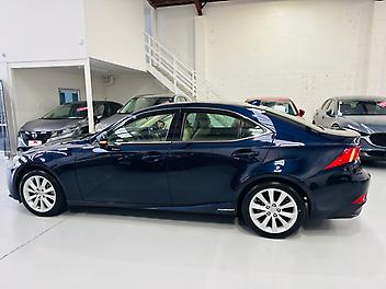 2015 Lexus Is300h METALIC BLUE HYBRID LIMITED | SUPER LOW KM |