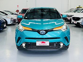 2017 Toyota C-hr G GRADE LIMITED HYBRID | RADIANT GREEN METALLIC
