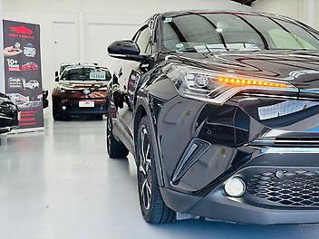 2017 Toyota C-hr HYBRID G GRADE LED VERSION | APPLE CAR PLAYER | (PRE-OWNED)