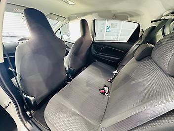 2018 Toyota VITZ HYBRID F GRADE | PUSH START WITH SMART KEY | DUAL MULTIFUNCTION