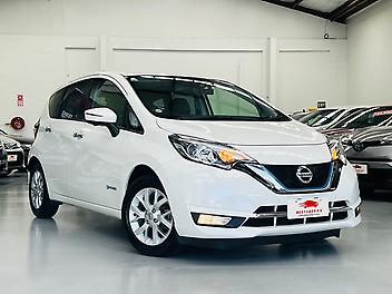 2016 Nissan NOTE MEDALIST E-POWER SAFETY EDITION