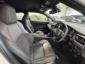 2017 Toyota C-hr G GRADE LIMITED LED HYBRID | CRUISE CONTROL