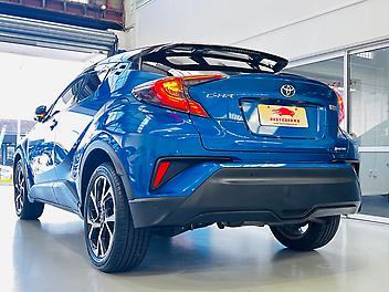 2017 Toyota C-hr 1.8L HYBRID | G LIMITED EDITION | TWO-TONE | ADAPTIVE CRUISE 