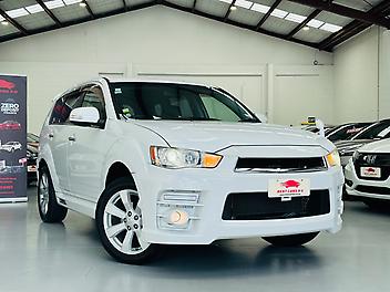 2010 Mitsubishi Outlander 2.4L 4WD MINI SUV | 7-SEATS | SMART KEY | (PRE-OWNED)