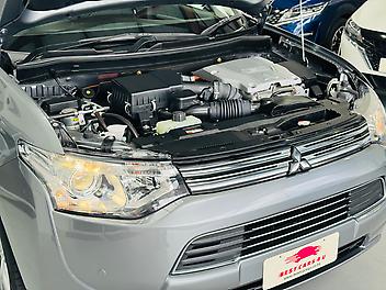 2014 Mitsubishi Outlander PHEV 4WD | LEATHER TRIM | CRUISE | HEAT SEAT | POWER TAIL GATE