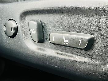 2015 Toyota Prius G GRADE LIMITED HYBRID | CRUISE CONTROL | LEATHER SEATS