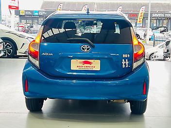 2017 Toyota Aqua S GRADE | FACELIFTED | SUPER LOW MILEAGE 