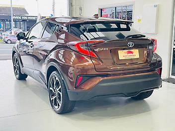 2017 Toyota C-hr G LED LIMITED HYBRID | LOW KM | 