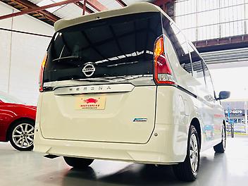 2017 Nissan Serena X HYBRID | 7 SEATER | 360 CAM | DUAL POWER DOORS 