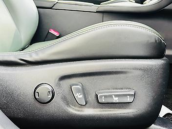 2014 Lexus Ct 200h CT200H VERSION C | HYBRID LUXURY WITH PREMIUM FEATURES