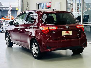 2017 Toyota VITZ HYBRID JUWELA LIMITED | SUPER  LOW MILEAGE | FOGs