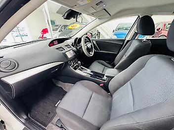 2011 Mazda Axela 1.5L SPORTS HATCHBACK | AUTOMATIC | (PRE-OWNED)