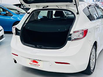 2011 Mazda Axela 1.5L SPORTS HATCHBACK | AUTOMATIC | (PRE-OWNED)