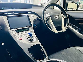2015 Toyota Prius G GRADE LIMITED HYBRID | CRUISE CONTROL | LEATHER SEATS