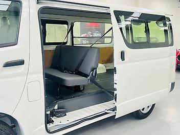 2025 Toyota Hiace 2.8 L DIESEL | ALMOST BRANDNEW | ONLY 35KM | APPLE CAR PLAYER
