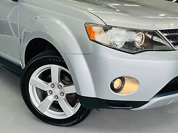 2009 Mitsubishi Outlander 07-SEATER | 4WD PETROL SUV | (PRE-OWNED)