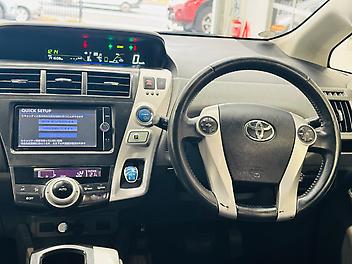 2013 Toyota Prius ALPHA G GRADE HYBRID | 07-SEATER | CRUISE CONTROL (PRE-OWNED)