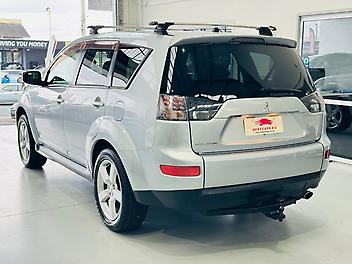 2009 Mitsubishi Outlander 07-SEATER | 4WD PETROL SUV | (PRE-OWNED)